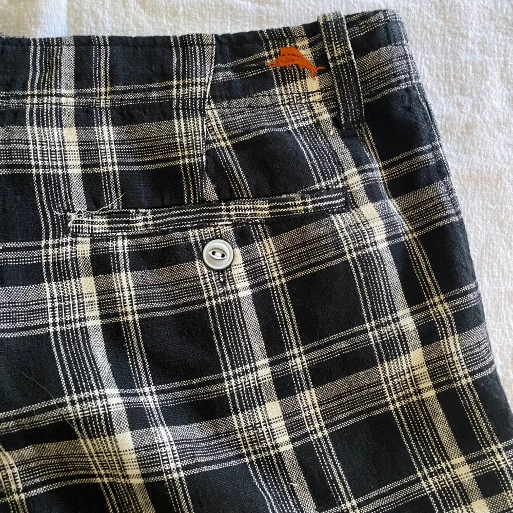 Tommy Bahama Mens 32 Black White Plaid 100% Linen Paradise Nation Shorts RN86549